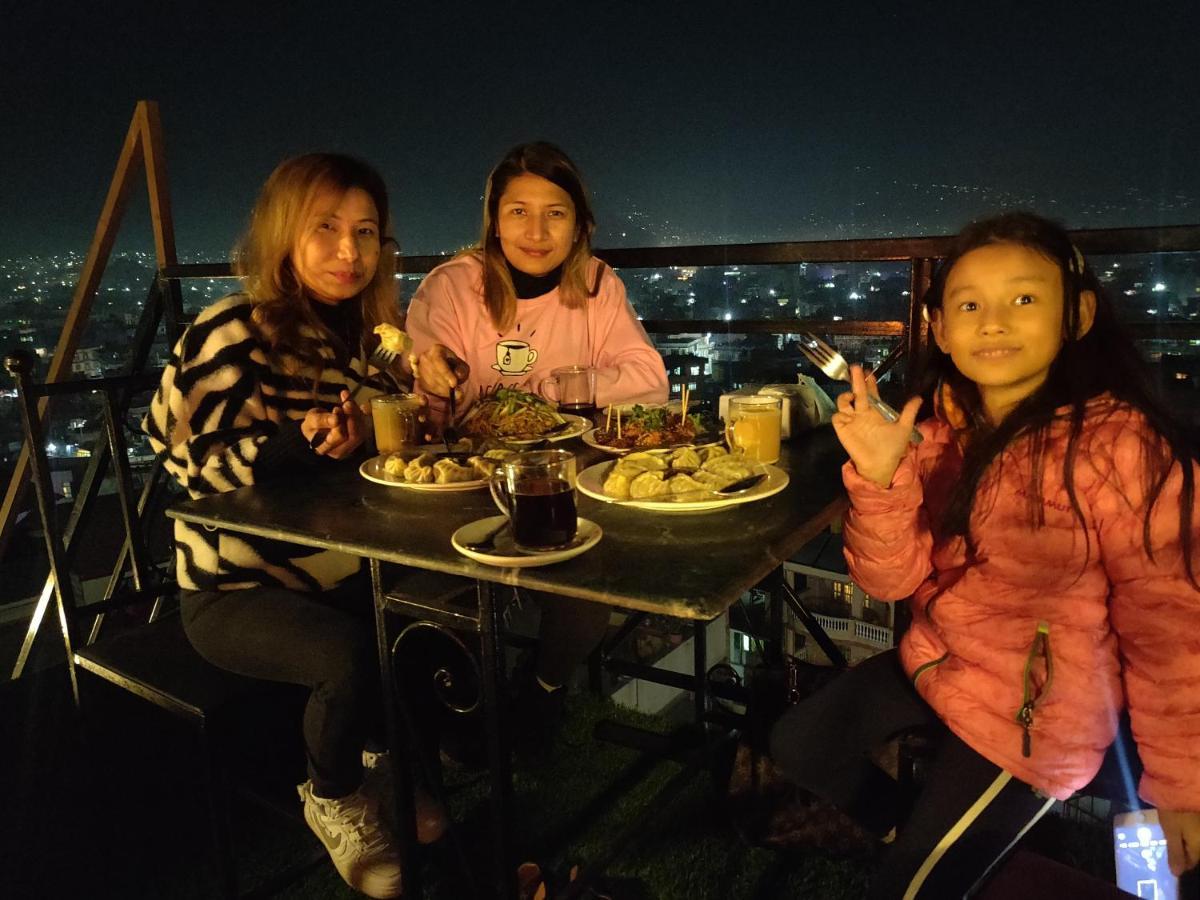 Yog Hostel Katmandu Eksteriør bilde
