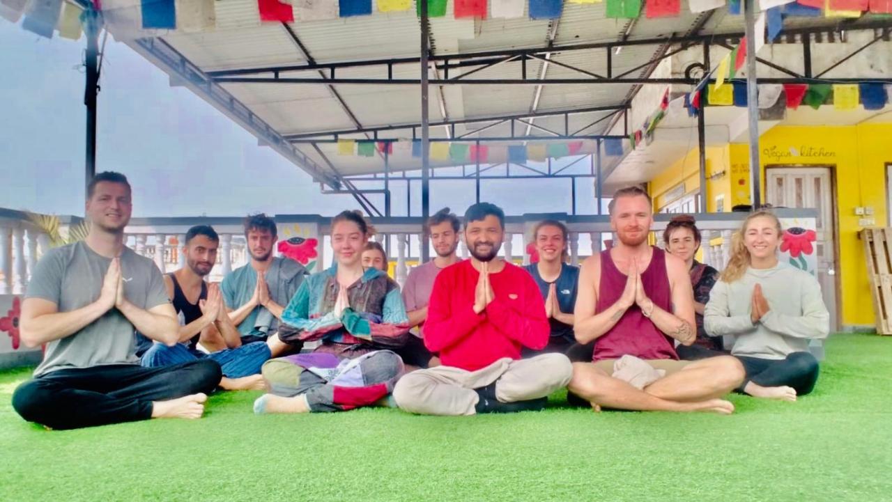 Yog Hostel Katmandu Eksteriør bilde