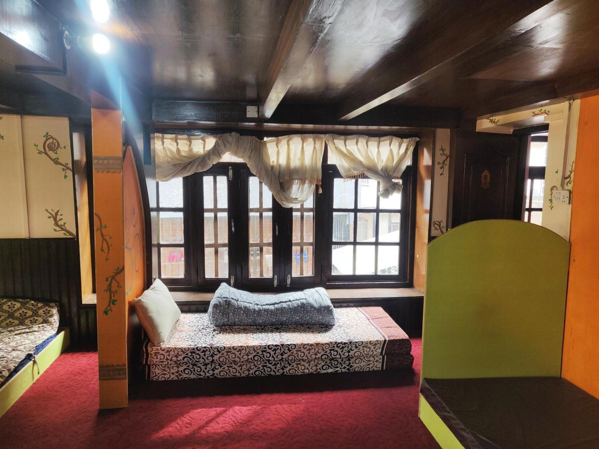Yog Hostel Katmandu Rom bilde