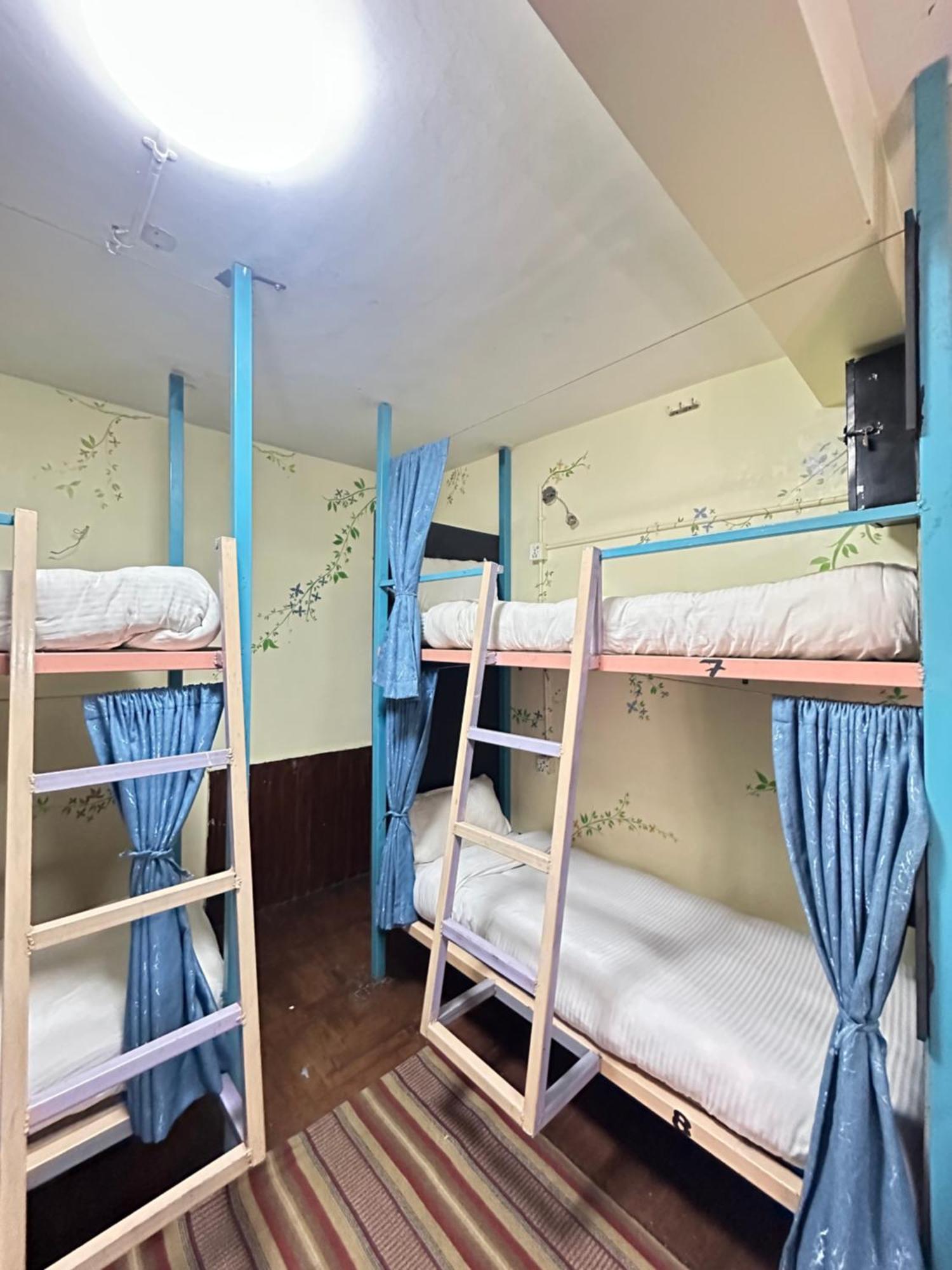 Yog Hostel Katmandu Eksteriør bilde